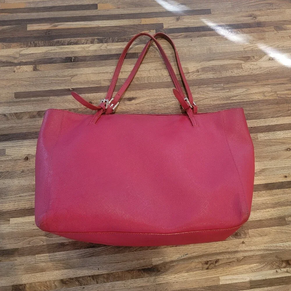 Tory Burch York Buckle Tote - Red Saffiano Leather
